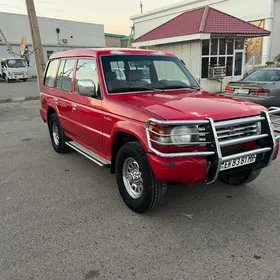 Mitsubishi Pajero 1994