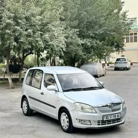 Skoda Roomster​ 2013