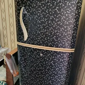 Холодильник LG