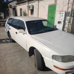 Toyota Camry 1993