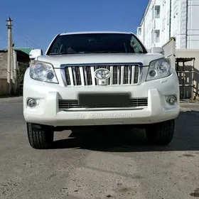 Toyota Land Cruiser Prado 2012