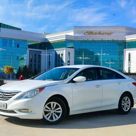 Hyundai Sonata 2011