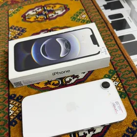 IPhone 16 e 256gb 100%