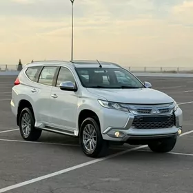 Mitsubishi Montero Sport 2019