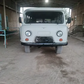 UAZ 2206 2000