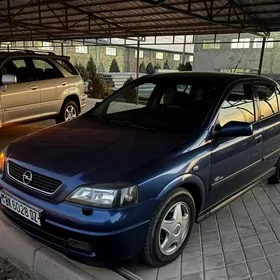 Opel Astra 2003