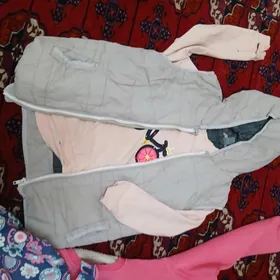 Детск.вещи на дев.3,4 лет.