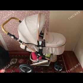 коляска в отличном состоянии