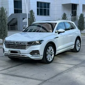 Volkswagen Touareg 2021