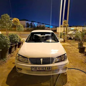 Nissan Sunny 2002