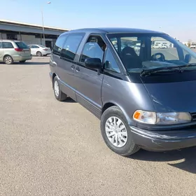 Toyota Previa 1991