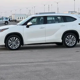 Toyota Highlander 2020