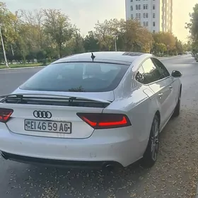 Audi A7 2011