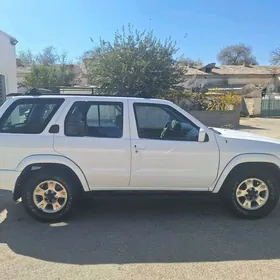Nissan Pathfinder 2001