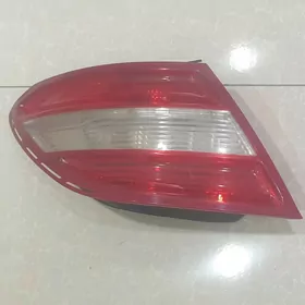 Mersedes C 2008-2010 yzky fara