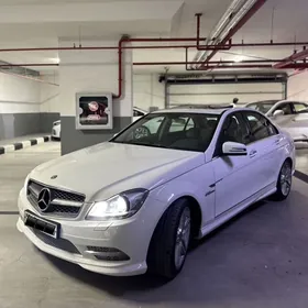 Mercedes-Benz C350 2010