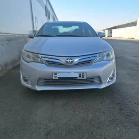 Toyota Camry 2013
