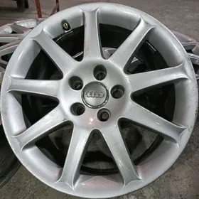 AUDI MERCEDES DISKA 17 lik