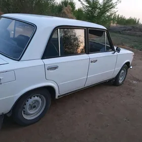 Lada 2104 1980