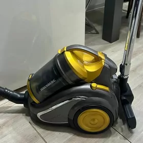 Продаю пылесос Hausberg