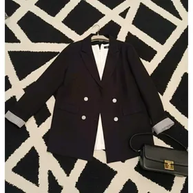 пиджак черного цвета новый