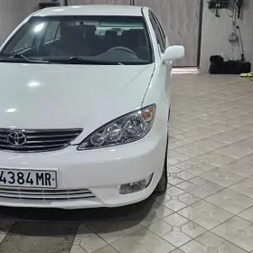 Toyota Camry 2005