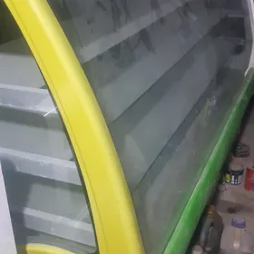 Витрина холодильник