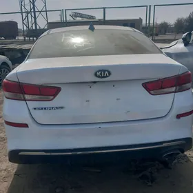 Kia Optima 2020