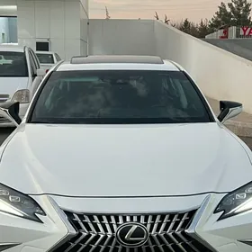 Lexus ES 350 2022