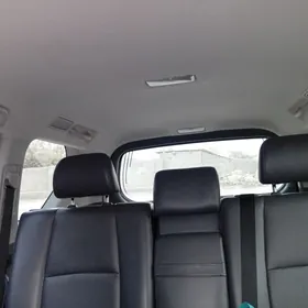 Toyota Land Cruiser Prado 2013