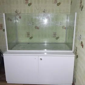 Аквариум с подставкой