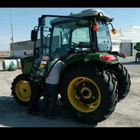 John Deere 2024