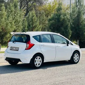 Nissan Versa 2019