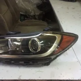 фара от Хундай элантра 2017 г.