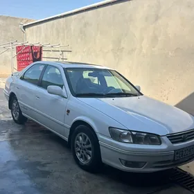 Toyota Camry 2001