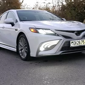 Toyota Camry 2022