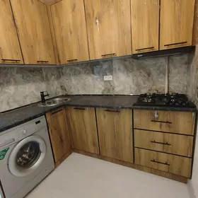 2 ком 4/2 этаж 9 мкр