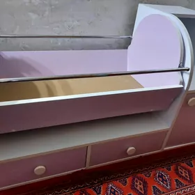 Детская кровать новая