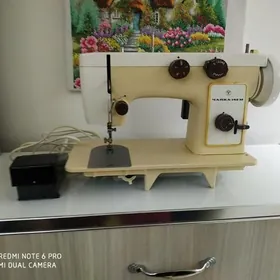 швейная машинка