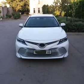 Toyota Camry 2020