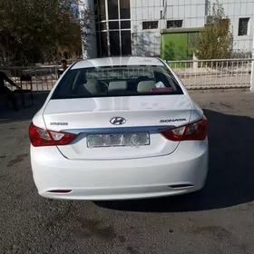 Hyundai Sonata 2012