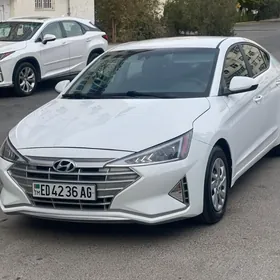 Hyundai Elantra 2020