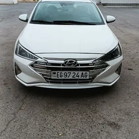 Hyundai Elantra 2020