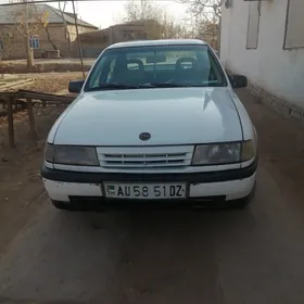 Opel Vectra 1992
