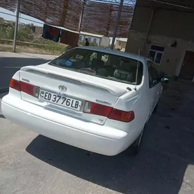 Toyota Camry 1999