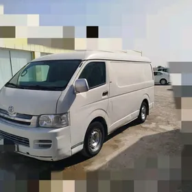 Toyota Hiace 2009