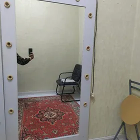 Solan we magazyn uchın ayna