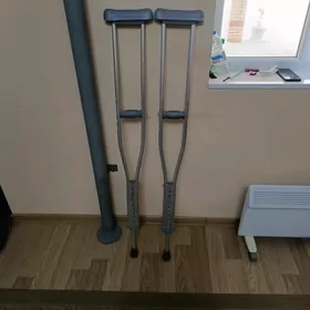 pishek костыли