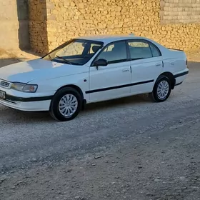 Toyota Carina 1996