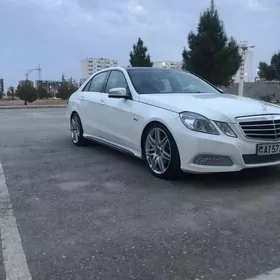 Mercedes-Benz E350 2011